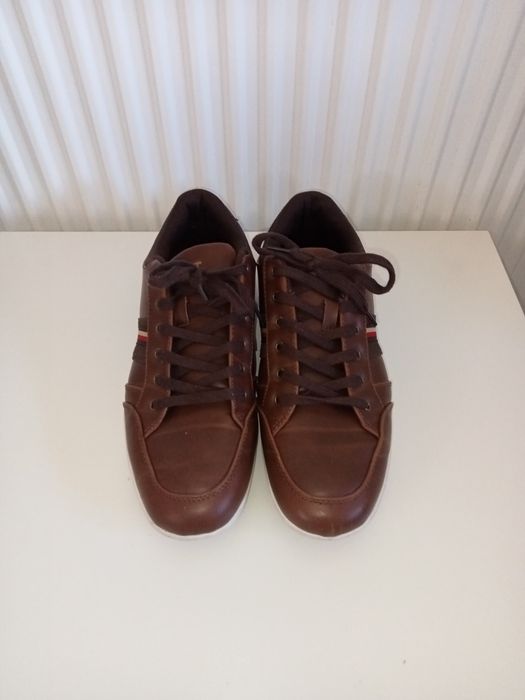 Buty męskie sportowe firmy SOVIET jak nowe.