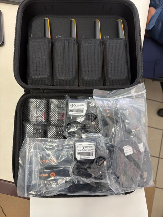 T82 Extreme Walkie - Talkies