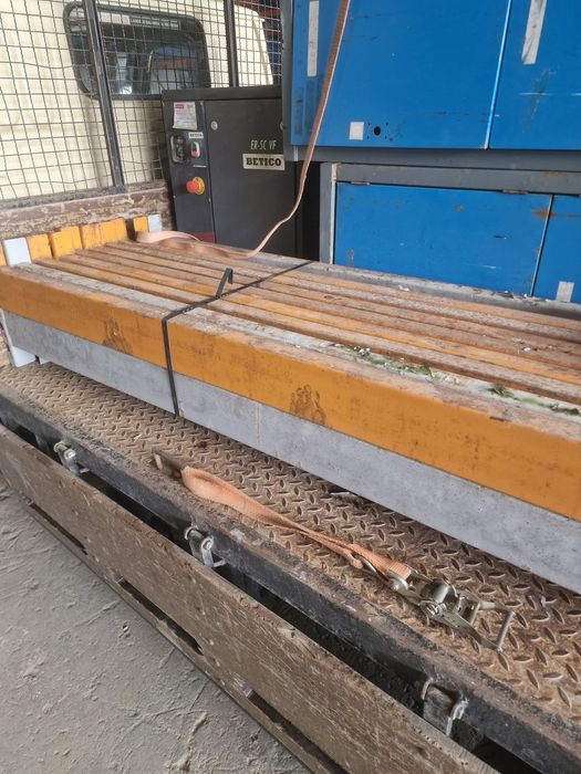 Lote de estantes carga pesada