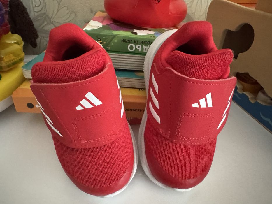 Кросівки Adidas 20р.