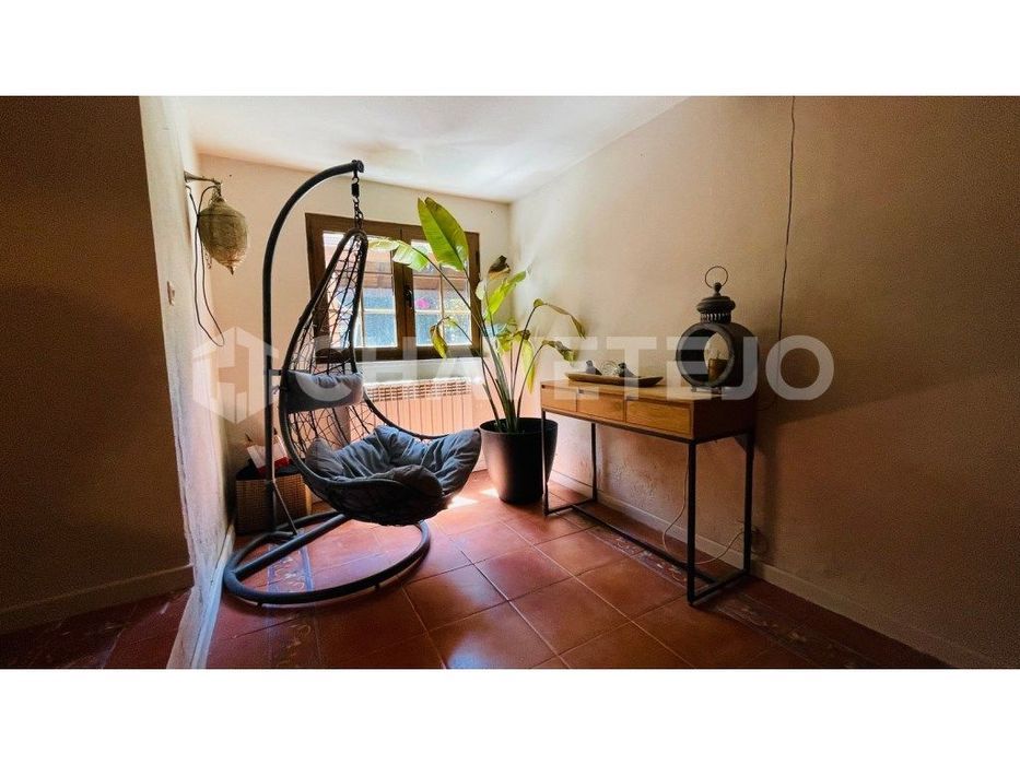 Quinta com 1ha de terreno, casas de hospedes e com vistas deslumbra...