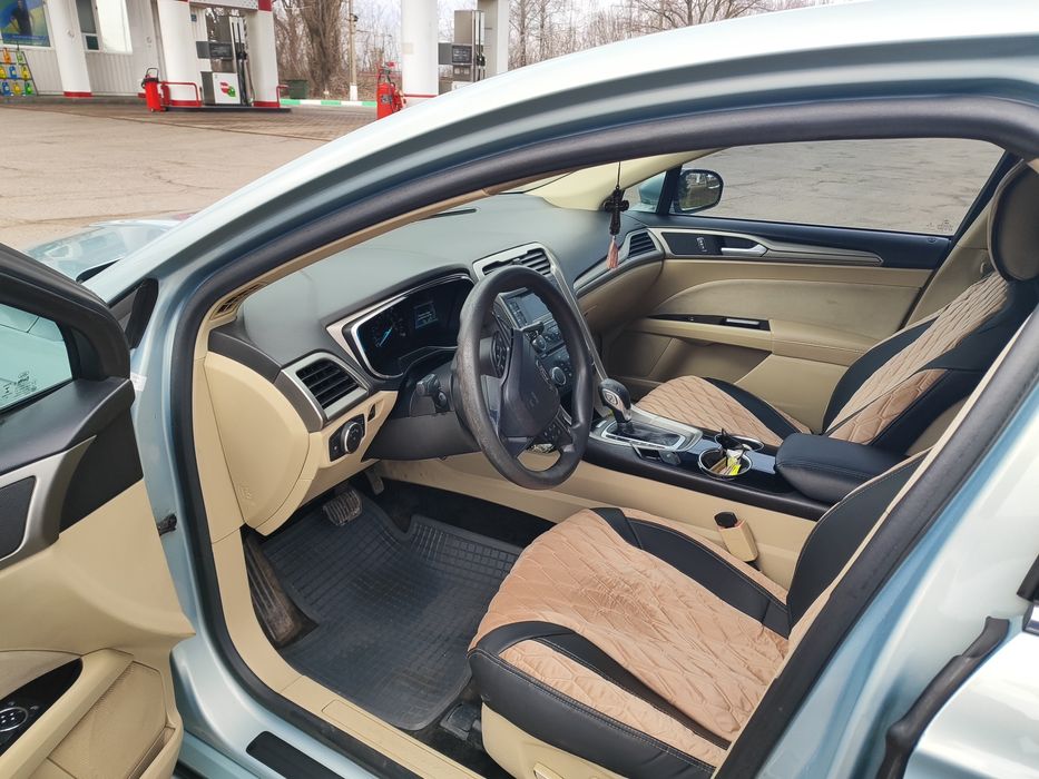 Ford Fusion гибрид