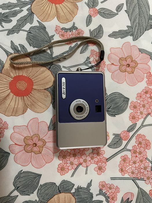 Câmara compacta (La Redoute)