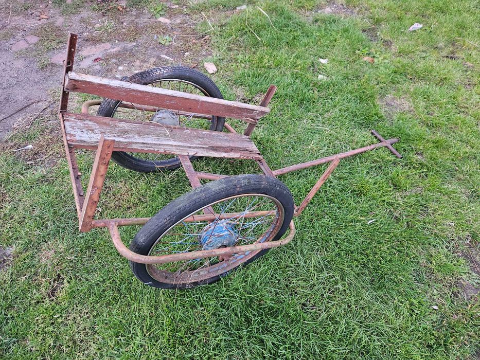 Wózek transportowy retro