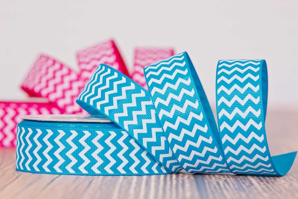 Tasiemka rypsowa ze wzorem "zygzak" 2,5cm/10m TURKUSOWA