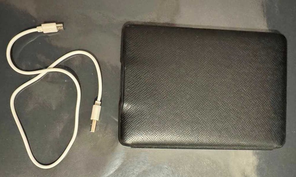 IDEALNY mało używany AMAZON Kindle Paperwhite Oryginalne Etui