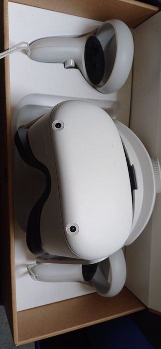 Oculus Quest 2 usado, em bom estado