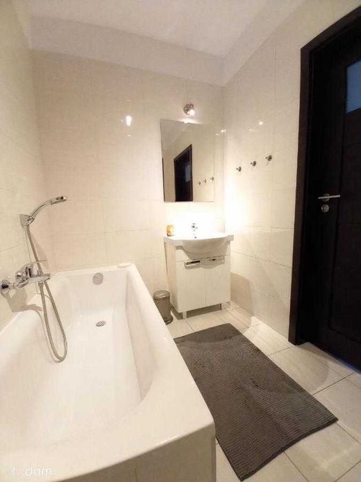 Wynajem na doby: Apartamenty Warszawskie delux Siedmiogrodzka