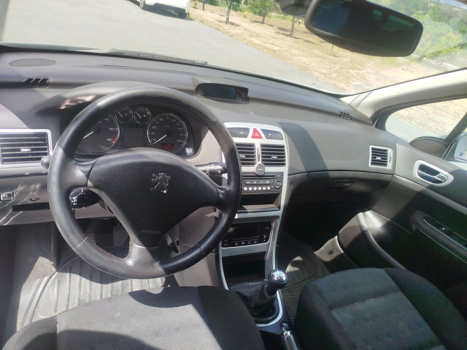 Peugeot 307 1.6HDI 110cv 7L