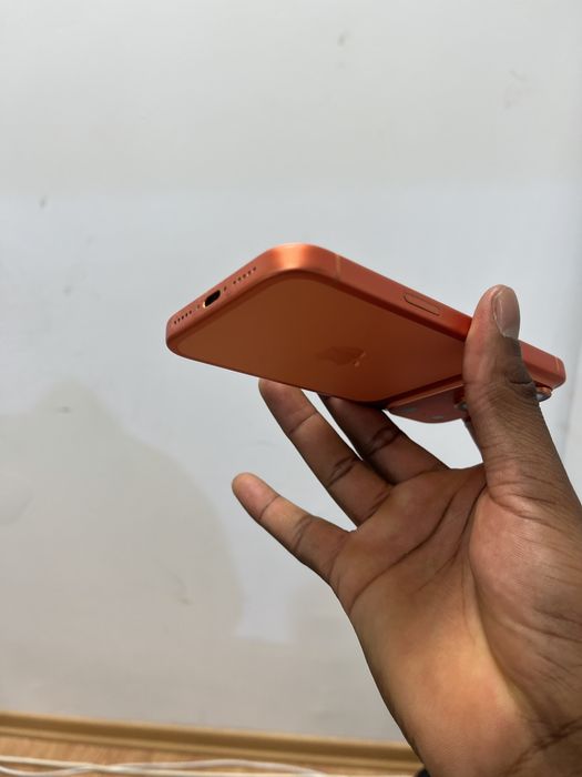 Iphone 17 pro a venda com 2 meses de uso novo 100% de bateria