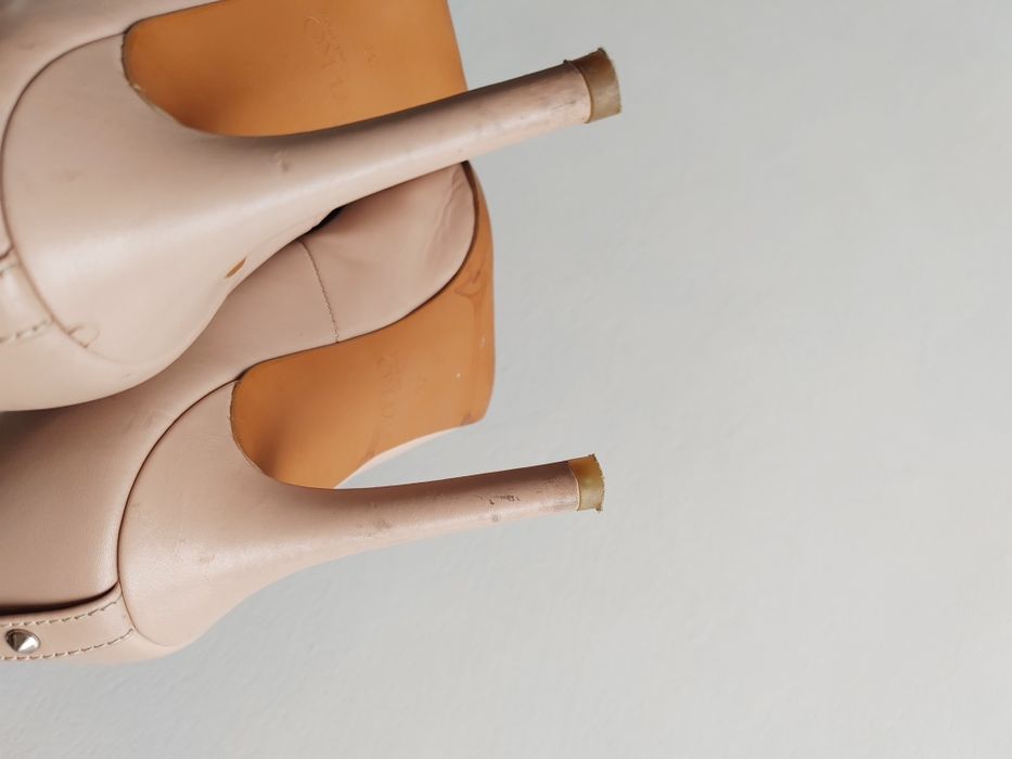 Szpilki Ryłko skóra naturalna szpilki nude