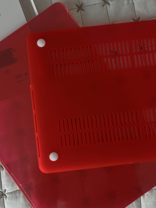 Чехол на MacBook