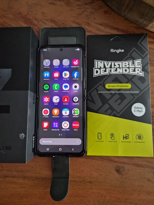 Galaxy Z Flip3  5G z pudełkiem