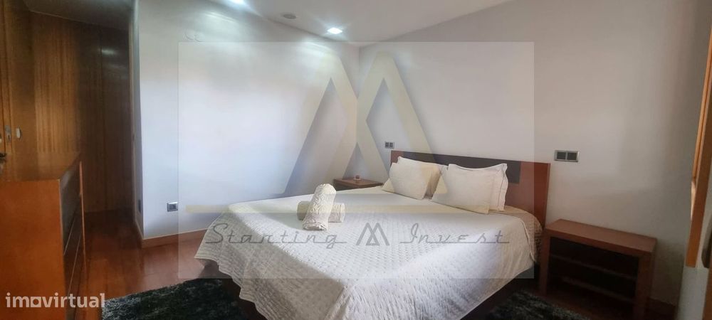 Moradia T3 mobilada com piscina. em Terroso - Póvoa de Varzim.