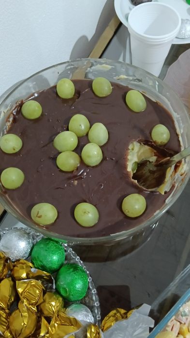 PUDIM, BOM BOM DE UVA, MORANGO, etc.