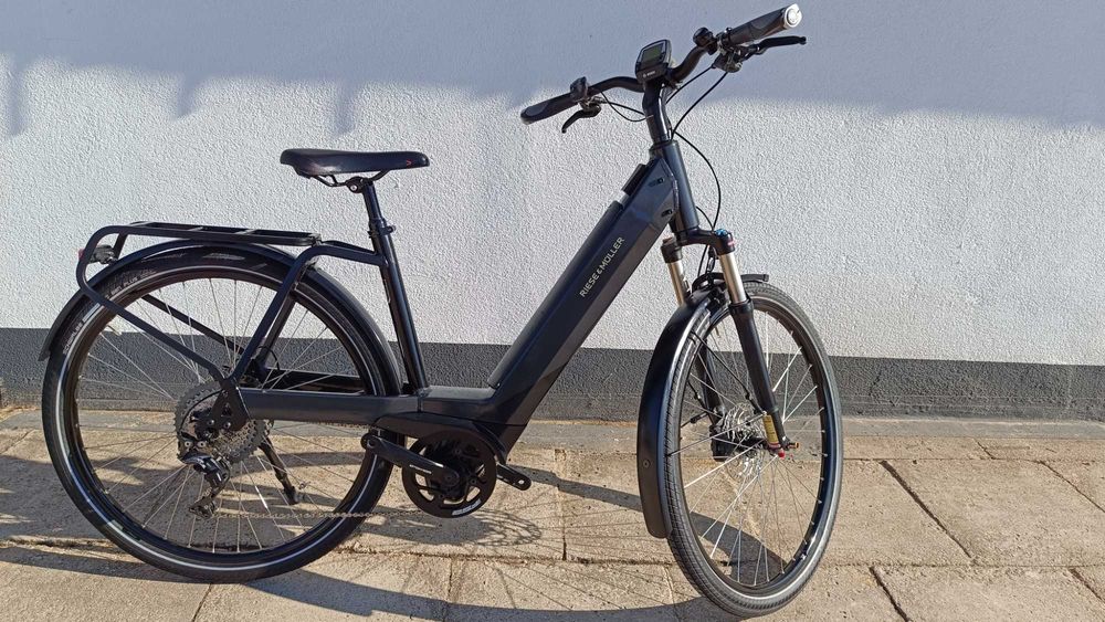 Rower Elektryczny Riese Muller Nevo Czarny Miejski 625Wh Bosch