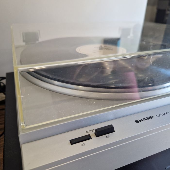 Gramofon sharp rp-10