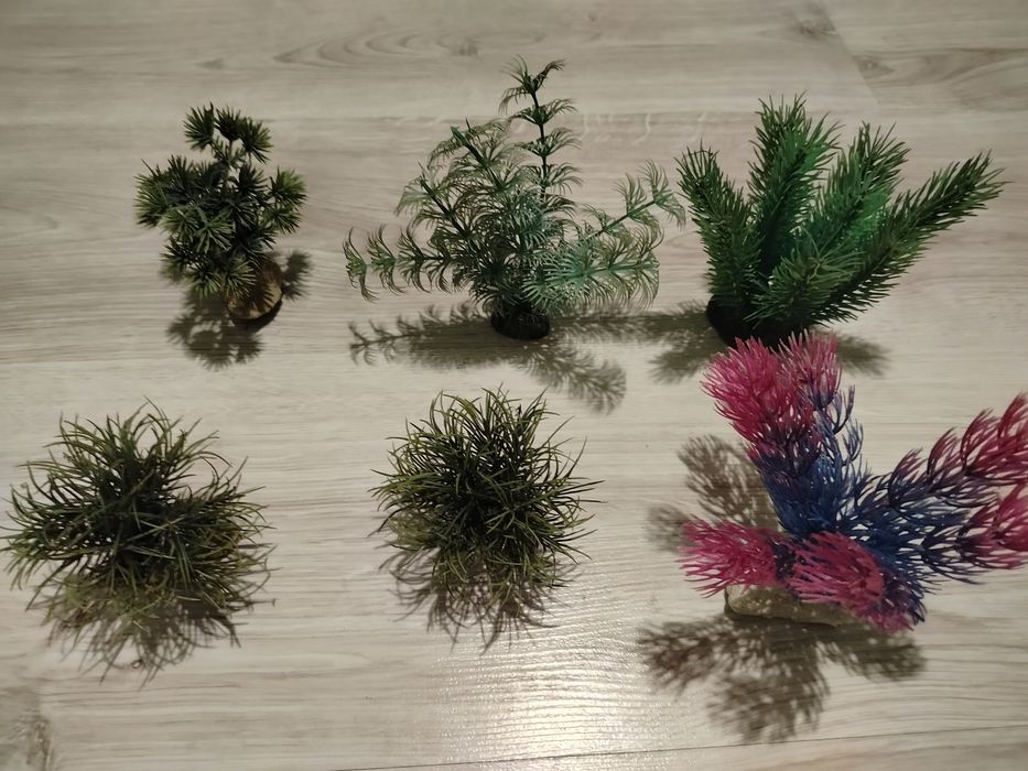 Sztuczne roślinki do akwarium