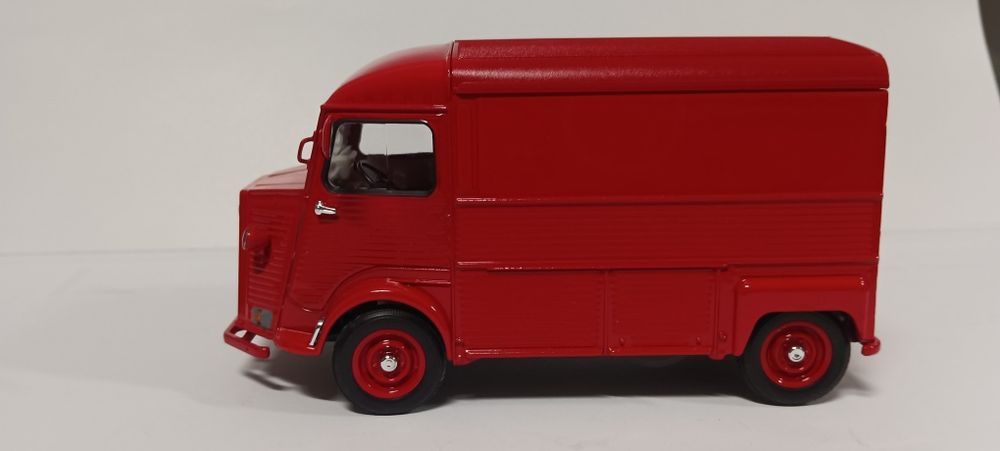Citroen type H escala 1/24