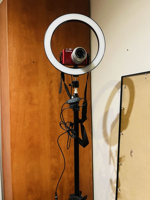 Olympus PEN Lite E-PL 3 + obiektyw, lampa, statyw