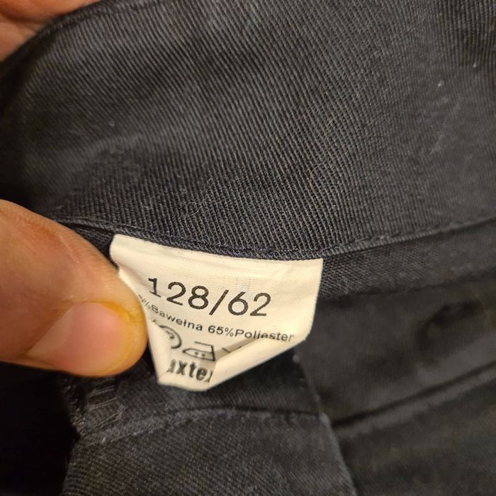 Mundur harcerski i bojówki  128