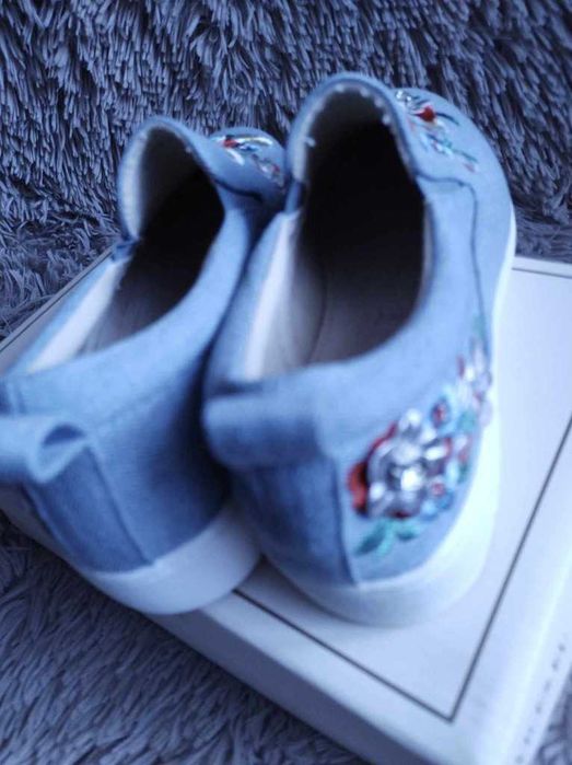 super tenisowki,haft cyrkonie,37,nowe