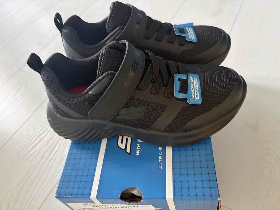 Кросівки skechers memory foam