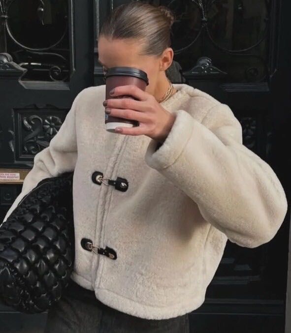 Нова з біркою шубка Zara