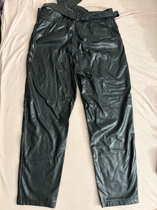 Продам жіночі шкіряні штани