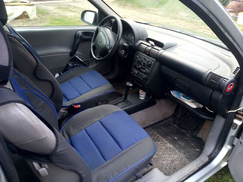 Продам Опель корса 1,4 автомат