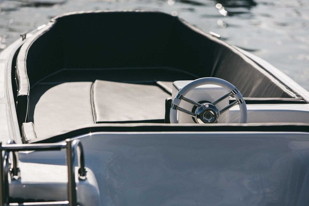 Łódź łódka turystyczna Wile 470