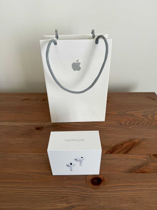 Nieużywane AirPods Pro 3 (Oryginalne, Gwarancja) + Torba Apple Store