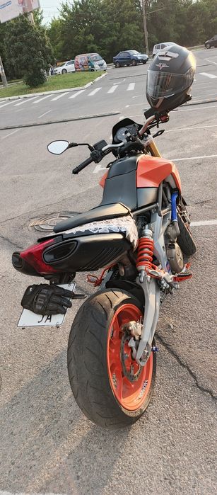 Aprilia 750 кубов