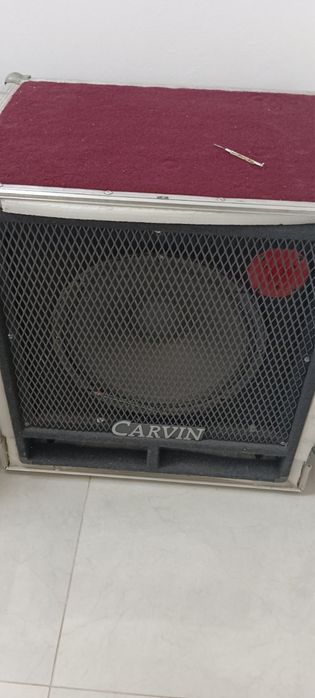 Басовий кабінет Carvin, Ampeg