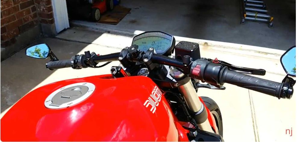 Kit Guiador Rizoma Dragbar e Torres para Ducati 696, 796 e 1100