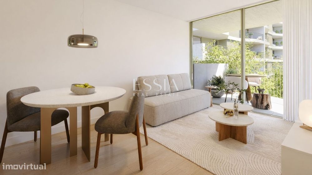 T2 Apartment with Balcony at The Yard Urban in Jardins da Arrábida