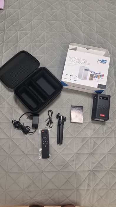 Міні-проектор Buintek P20 - портативний кінотеатр 4K

під Android