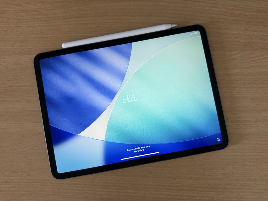 iPad Pro 11" 64GB COMO NOVO + Apple Pencil 2 + Acessórios