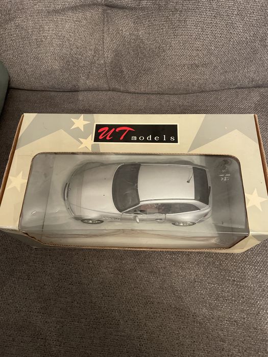 UT Models 1:18 scale item 20421 BMW Z3 M Coupe 2.8