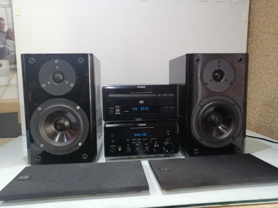 Mini wieża Yamaha RX E-810  DVD-E810