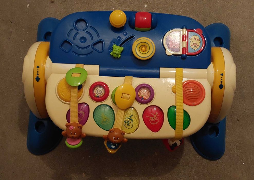 Mesa de brinquedo Chico