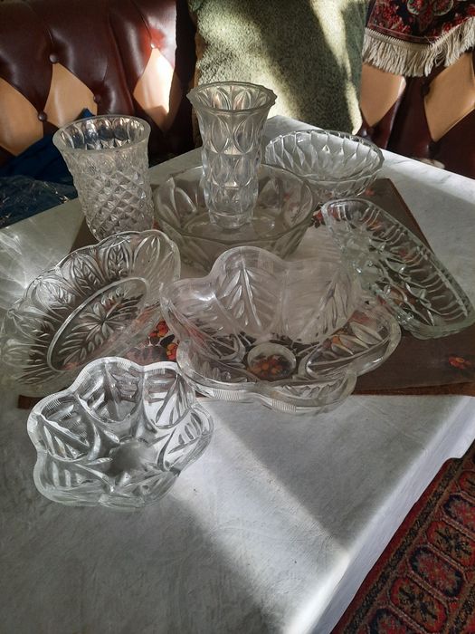 Посуд кришталевий для фруктів або солодощів