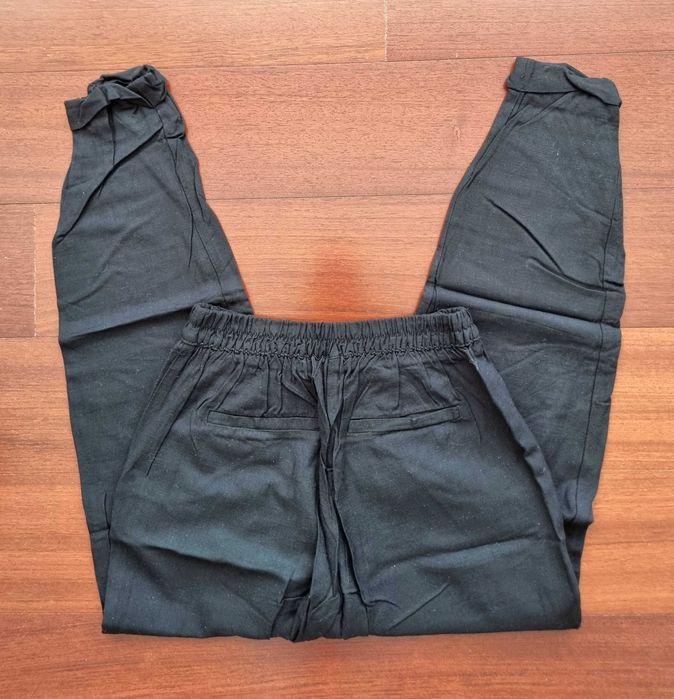 Calças pretas Bershka, tamanho XS