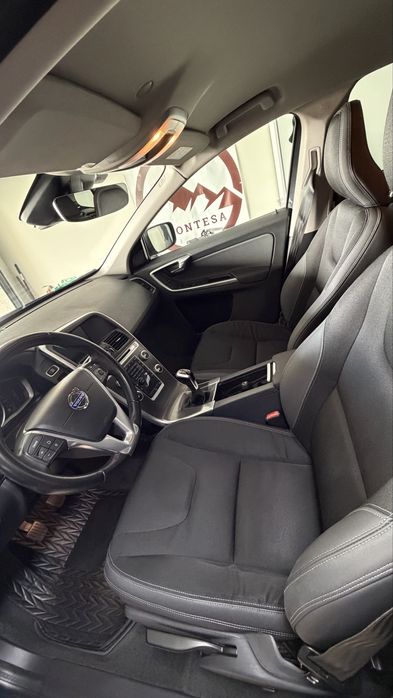 Volvo XC60 D4 190cv excelente estado!