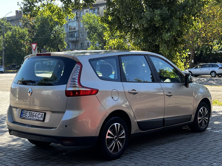 Продам Renault Scenic