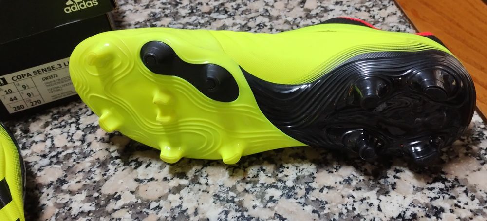 Chuteiras Adidas COPA Novas N°44