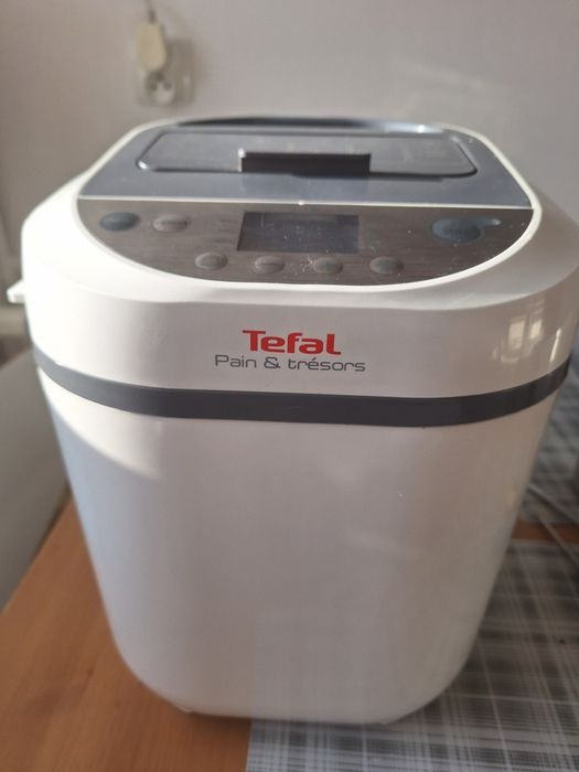 Misa do wypiekacza chleba tefal.