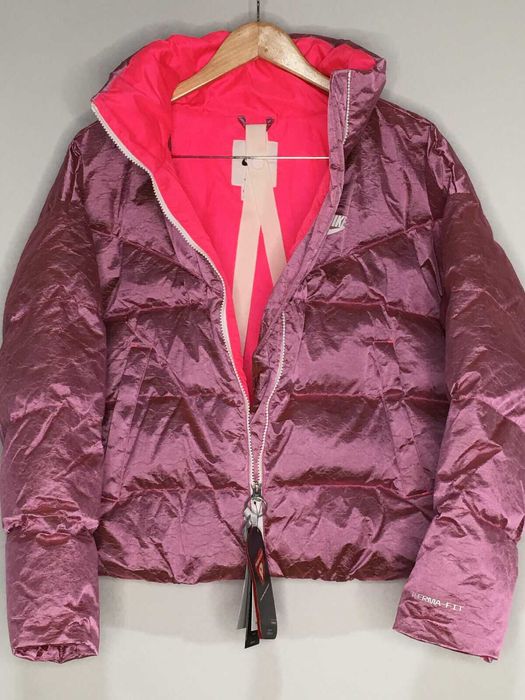 Зимова куртка пуховик Nike Sportswear Therma-FIT жіноча  DQ6888-639