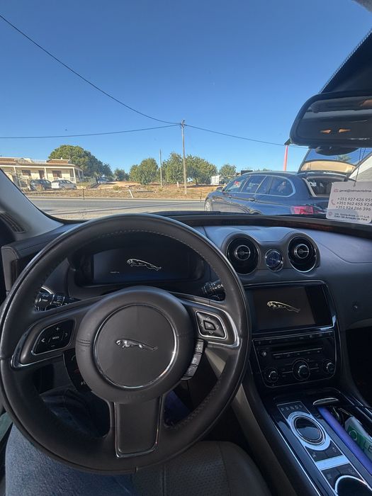 Jaguar XJ premium Luxury 5.0cc V8 400cv full extras blindado 150 mil km painel digital — photo 2