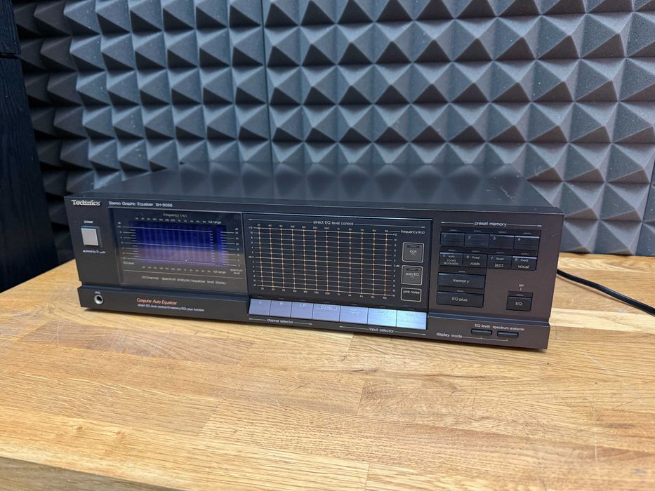 Korektor graficzny Technics SH-8066